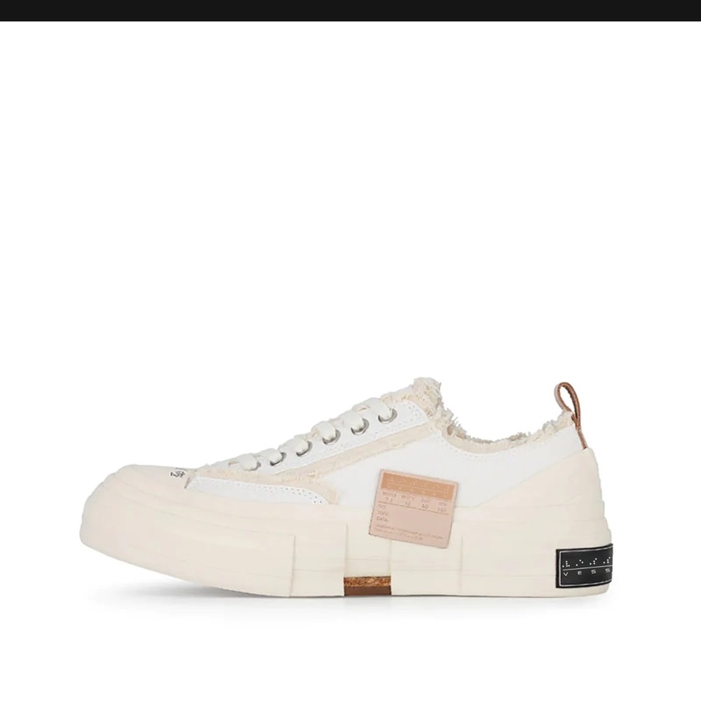 Xvessel G.O.P. LOWS ALL-WHITE